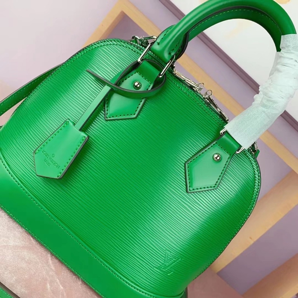 ルイヴィトンバッグ内部構造